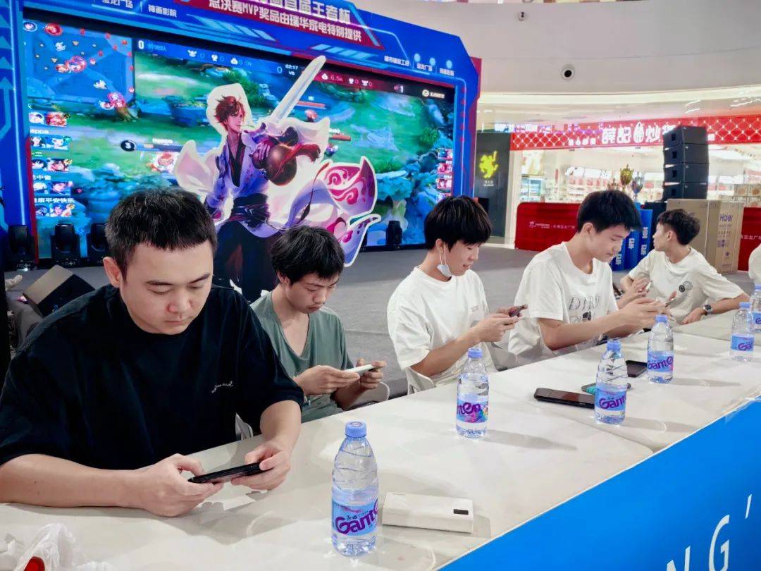 不只是掌声 不只是掌声